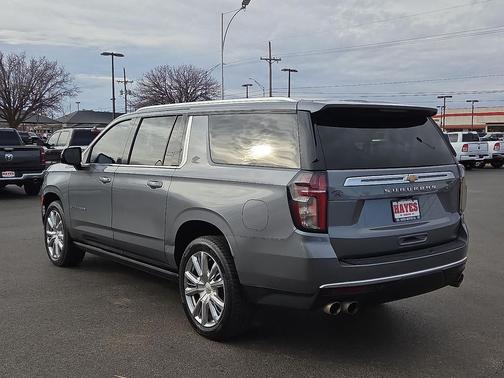 2021 Chevrolet Suburban 4WD High Country