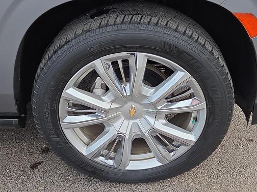 2021 Chevrolet Suburban 4WD High Country