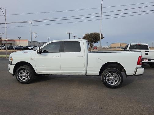 2024 RAM 2500 Laramie Crew Cab 4x4 6'4' Box