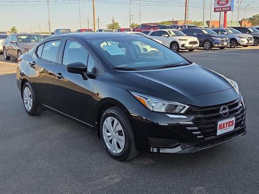 Super Black 2024 Nissan Versa 1.6 S