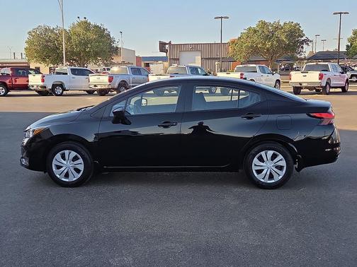 Super Black 2024 Nissan Versa 1.6 S