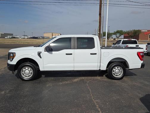 Oxford White 2023 Ford F-150 XL