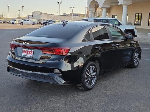 Aurora Black 2023 Kia Forte LXS
