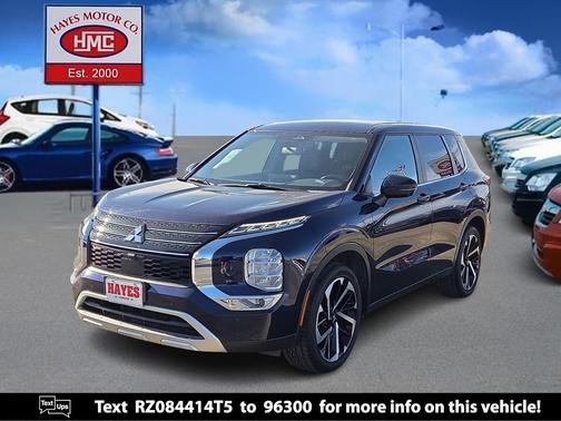 Cosmic Blue Metallic 2024 Mitsubishi Outlander SE