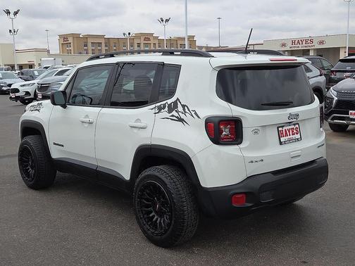 Alpine White Clearcoat 2022 Jeep Renegade Sport