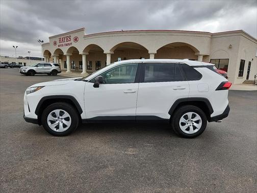 2024 Toyota RAV4 LE