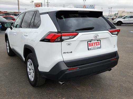 2024 Toyota RAV4 LE