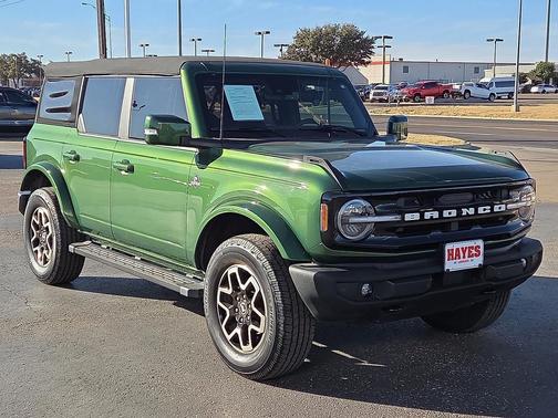 2022 Ford Bronco Outer Banks