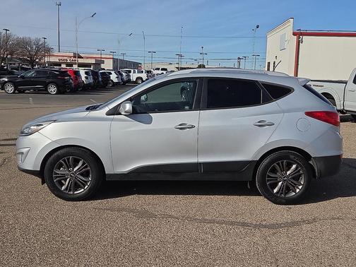 2015 Hyundai TUCSON SE