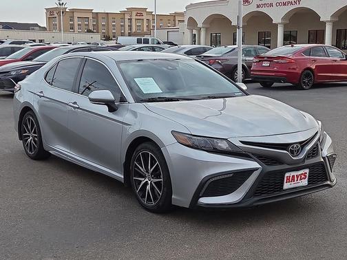 Celestial Silver Metallic 2023 Toyota Camry SE