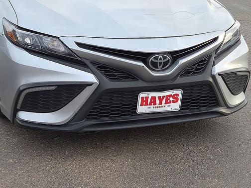 Celestial Silver Metallic 2023 Toyota Camry SE