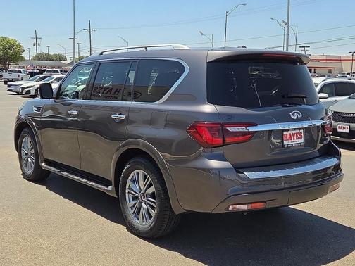 Anthracite Gray 2024 INFINITI QX80 Luxe