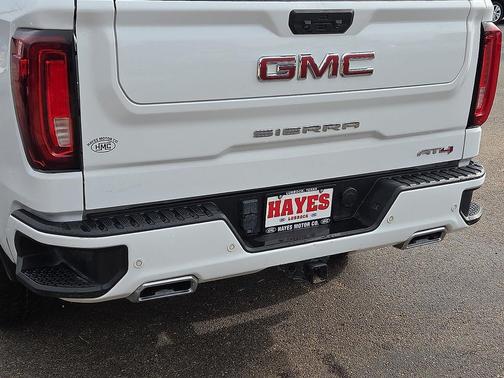 Summit White 2023 GMC Sierra 1500 AT4