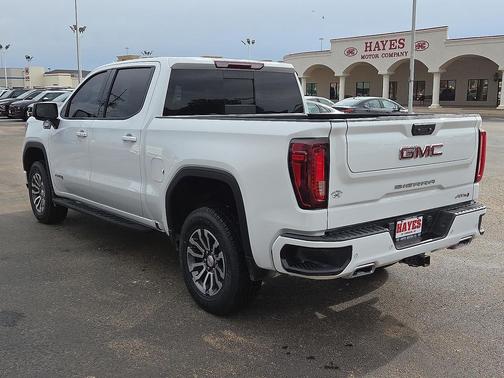 Summit White 2023 GMC Sierra 1500 AT4