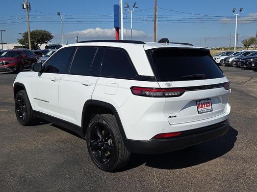 2024 Jeep Grand Cherokee Altitude