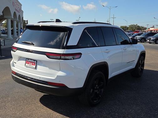 2024 Jeep Grand Cherokee Altitude