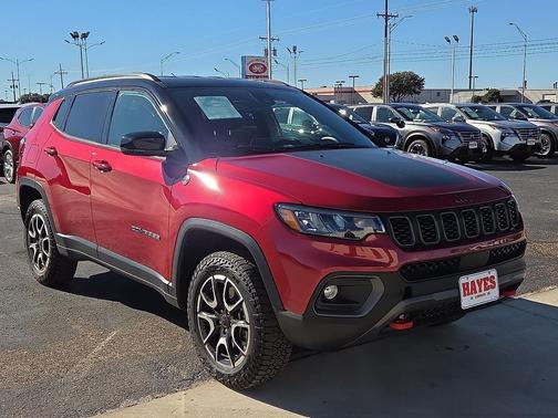 2025 Jeep Compass Trailhawk