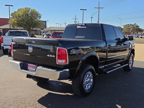 2018 RAM 2500 Laramie Crew Cab 4x4 6'4' Box