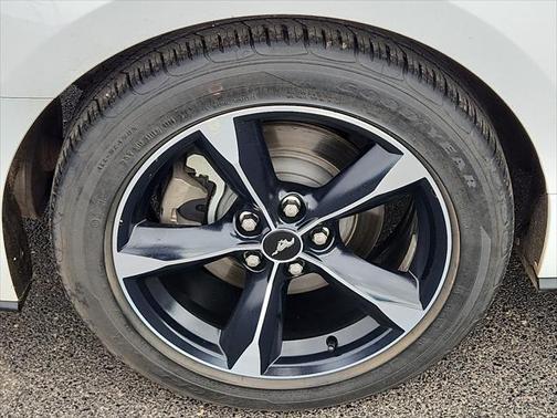 2021 Ford Mustang EcoBoost