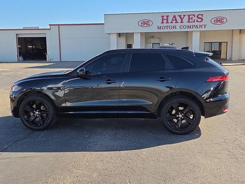 2018 Jaguar F-PACE 30t R-Sport