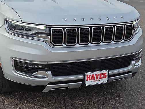 Silver Zynith 2022 Jeep Wagoneer Series III 4x4