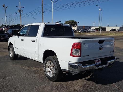 Bright White Clearcoat 2024 RAM 1500 Big Horn/Lone Star