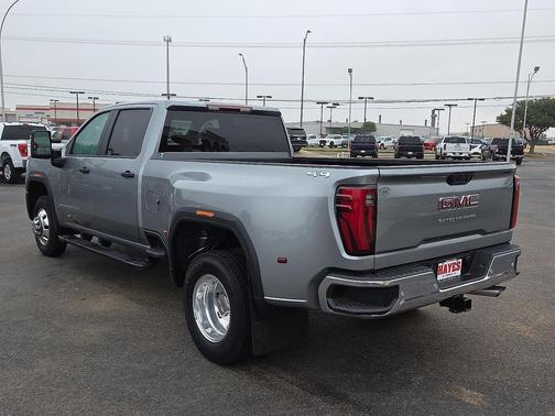 Sterling Metallic 2026 GMC Sierra 3500 Base