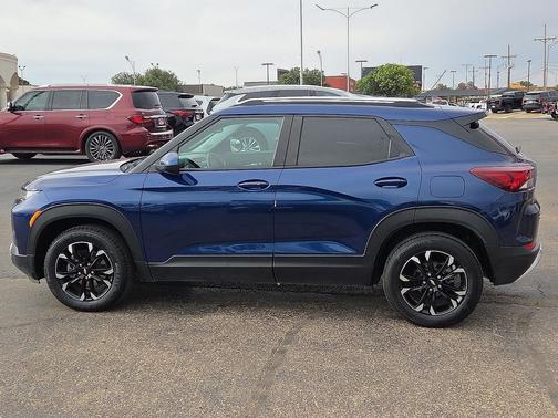 Blue Glow Metallic 2023 Chevrolet Trailblazer LT