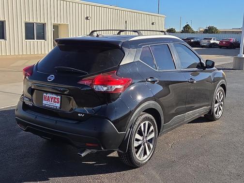 2020 Nissan Kicks SV