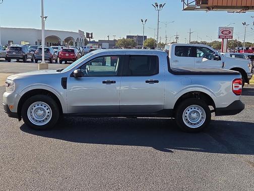 2022 Ford Maverick XL