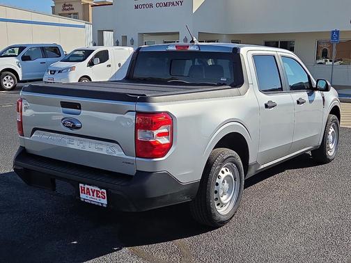 2022 Ford Maverick XL