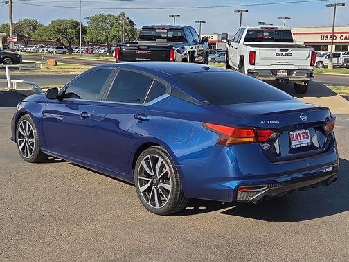 Deep Blue Pearl 2021 Nissan Altima SR FWD