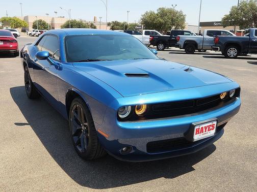 2021 Dodge Challenger SXT