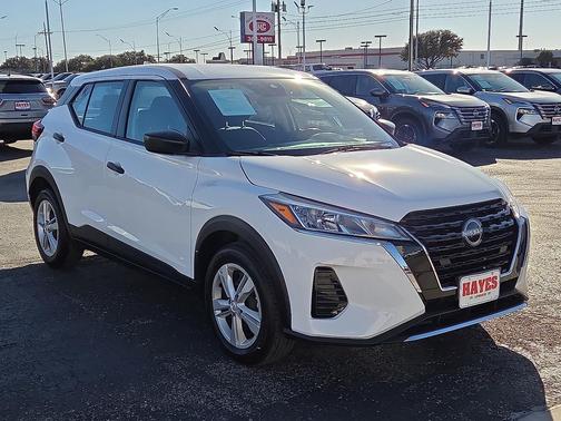 2023 Nissan Kicks S