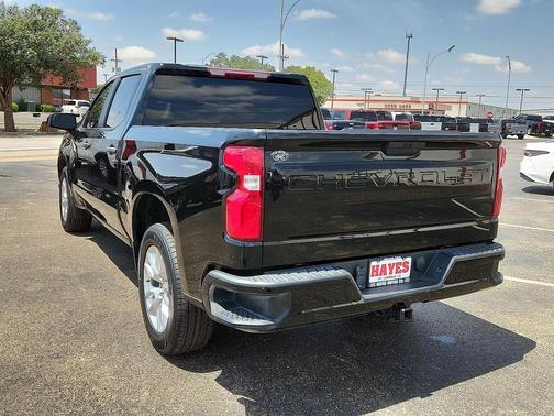 2022 Chevrolet Silverado 1500 Custom