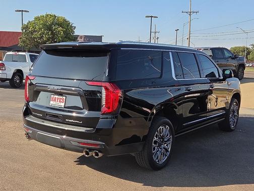Onyx Black 2024 GMC Yukon XL Denali Ultimate