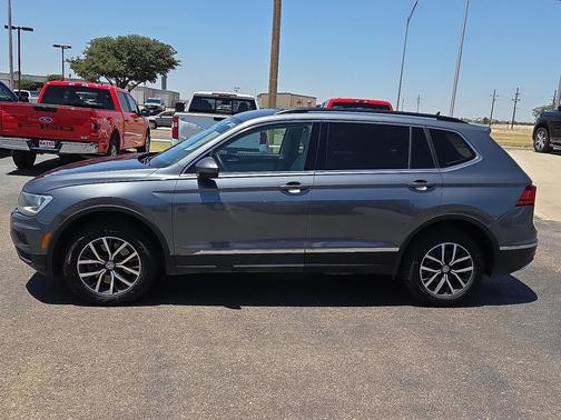 Platinum Gray Metallic 2020 Volkswagen Tiguan 2.0T SEL