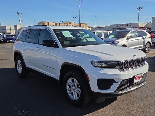 2023 Jeep Grand Cherokee Laredo