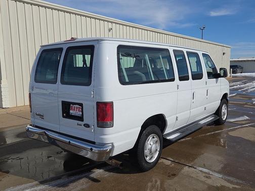 2014 Ford E350 Super Duty XL