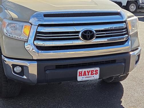 2017 Toyota Tundra SR5