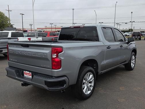 2025 Chevrolet Silverado 1500 Custom