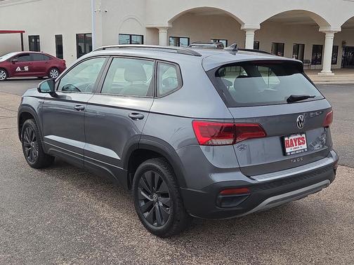 Platinum Gray Metallic 2024 Volkswagen Taos 1.5T S