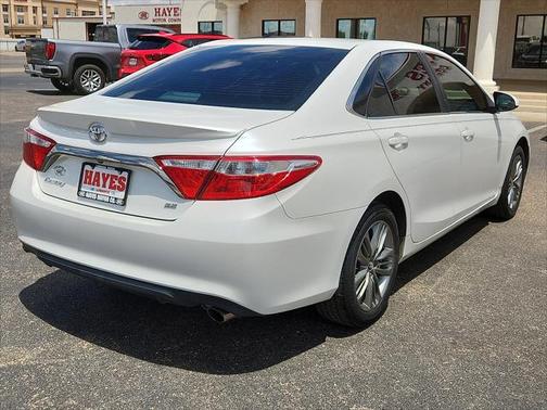 2017 Toyota Camry SE