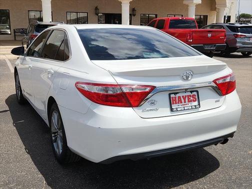 2017 Toyota Camry SE