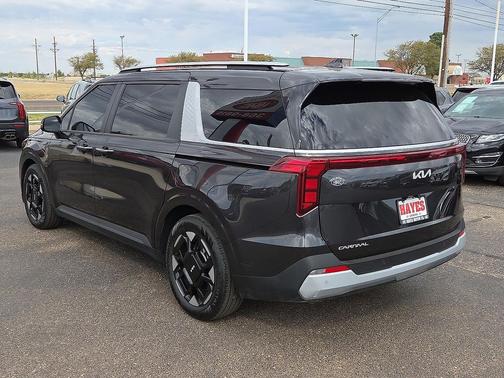 2025 Kia Carnival EX