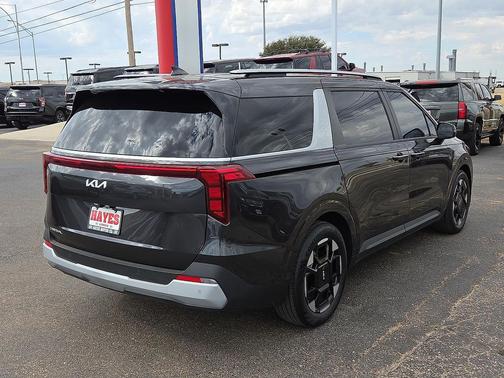 2025 Kia Carnival EX