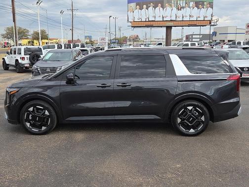 2025 Kia Carnival EX