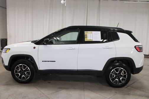 2025 Jeep Compass Trailhawk