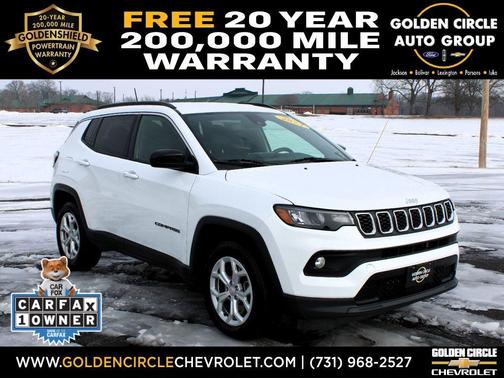 Bright White Clearcoat 2024 Jeep Compass Latitude