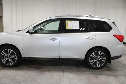 2019 Nissan Pathfinder Platinum